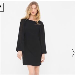 Chiffon sleeve black shift dress